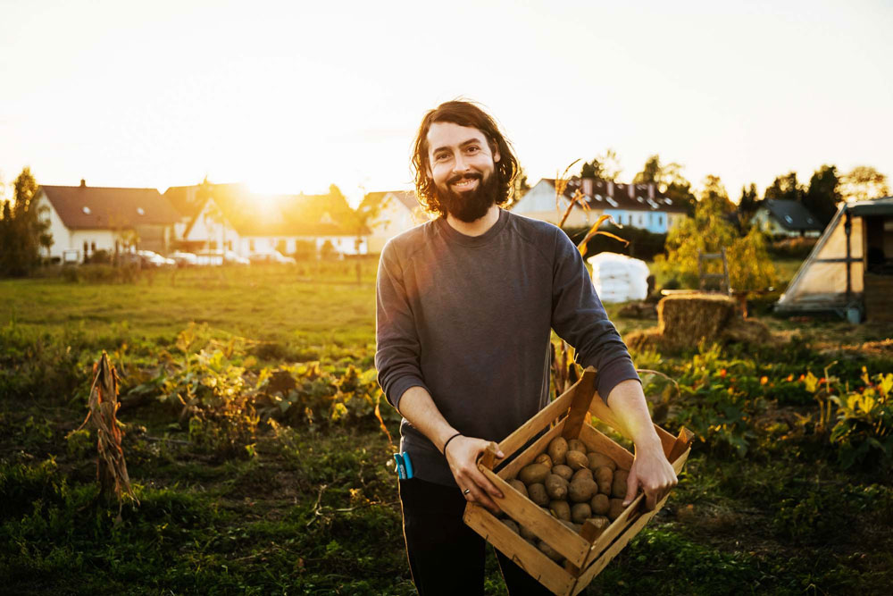 En glad potatisodlare